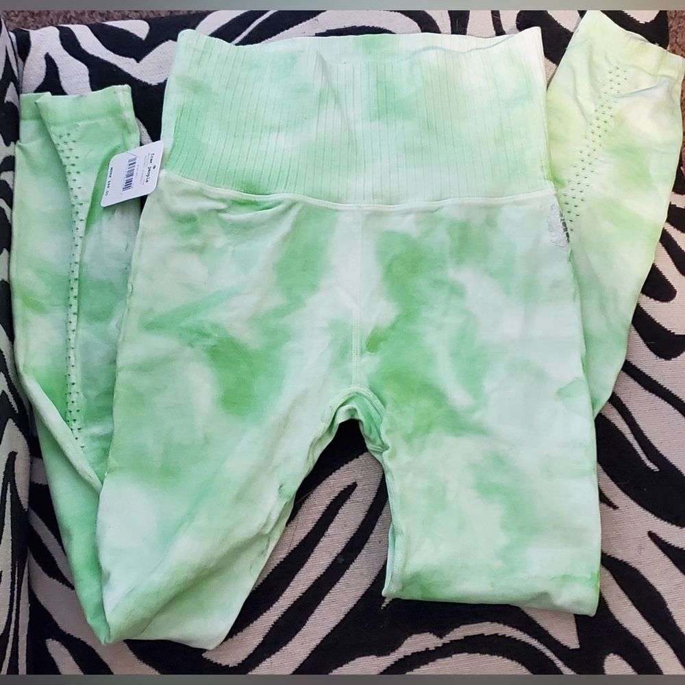 NWT Free People Green‎ seamless Leggings Workout Fitness